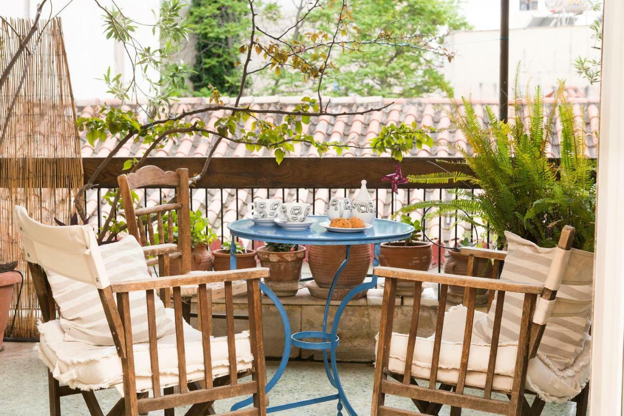 Stylish Flat With Veranda In The Heart Of Athen Eksteriør bilde