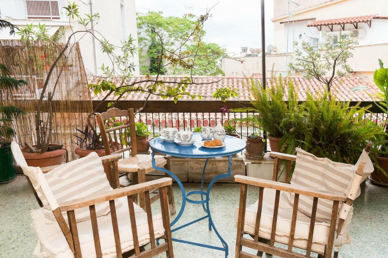 Stylish Flat With Veranda In The Heart Of Athen Eksteriør bilde