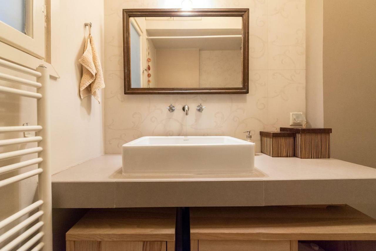 Stylish Flat With Veranda In The Heart Of Athen Eksteriør bilde